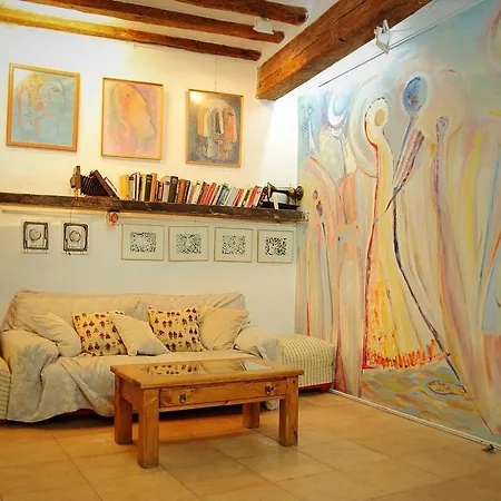 Arthostal Guest house 2*